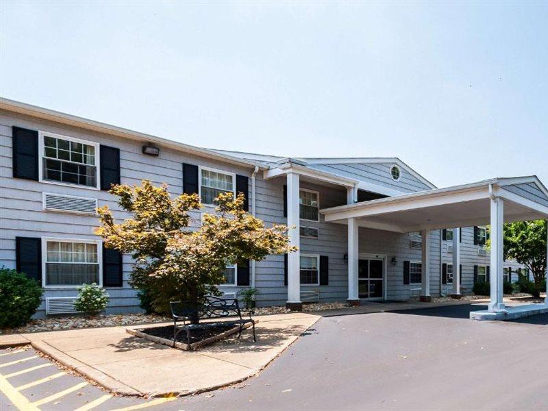 Quality Inn Solomons - Beacon Marina Экстерьер фото